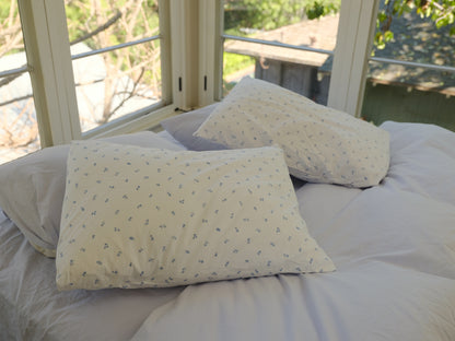 Celeste - Blue Floral Pillowcase Set