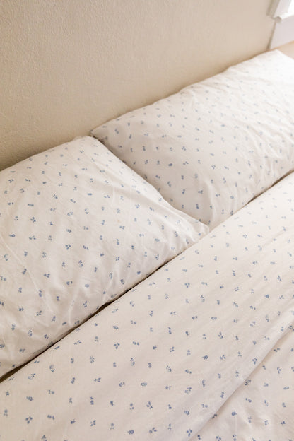 Celeste - Blue Floral Pillowcase Set